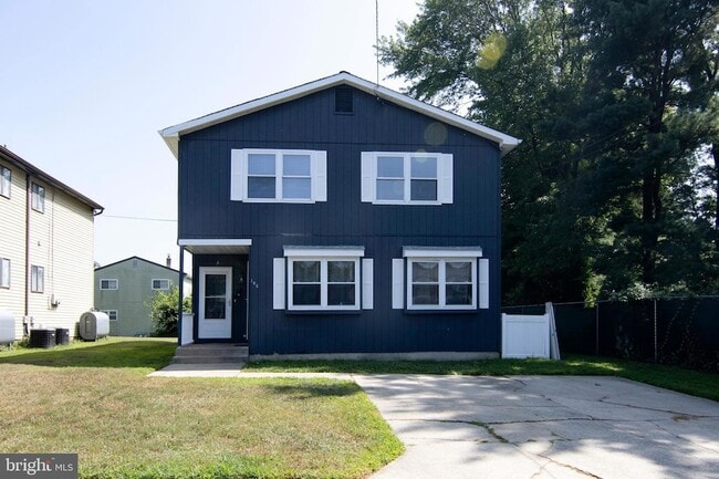 Building Photo - 106 Haines Ave Rental
