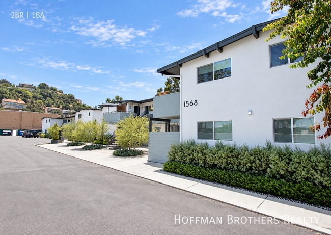1568 Yosemite Dr Unidad 1