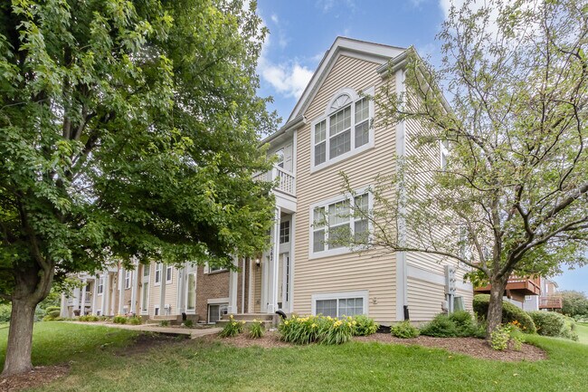 Photo - 562 Lincoln Station Dr Townhome
