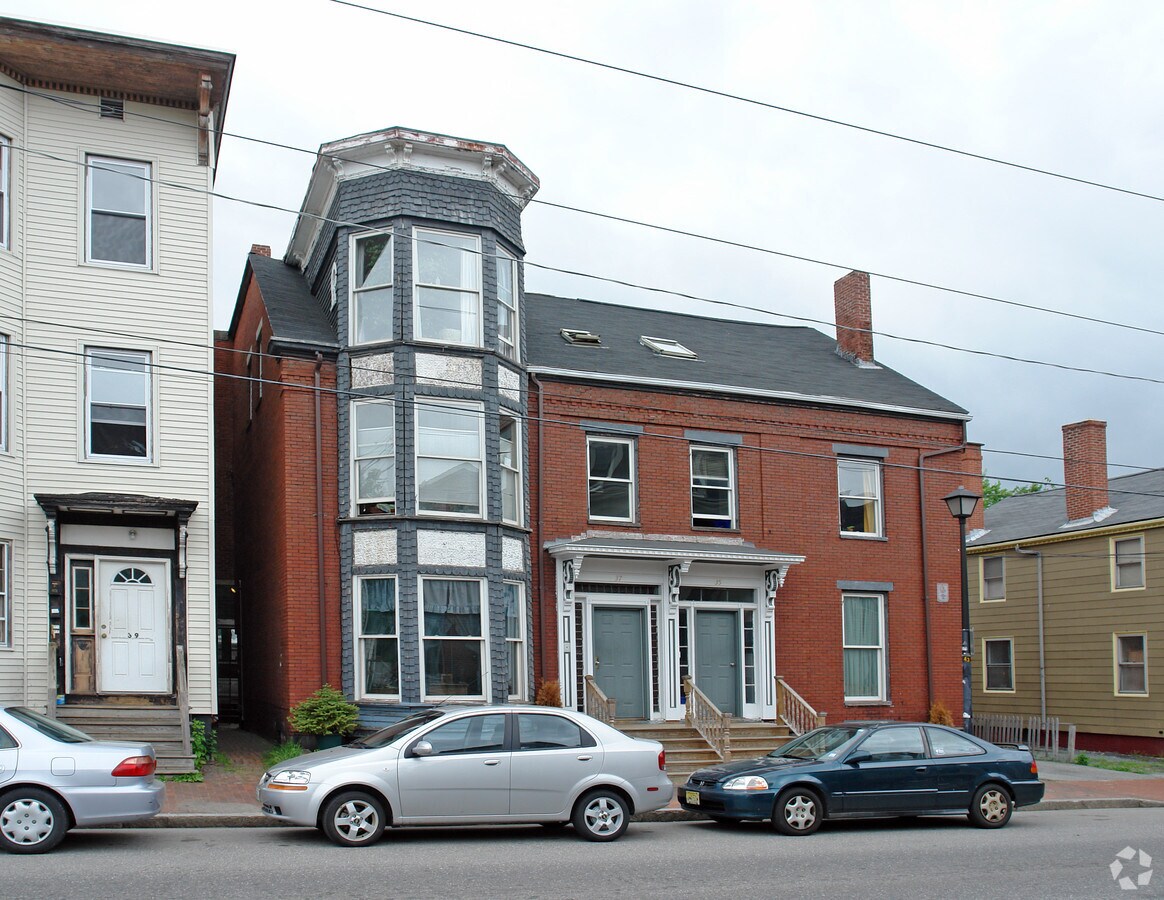 Photo - 35 Pine St