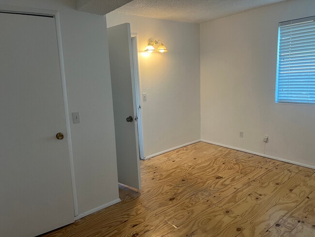 Photo - 2405 Nolte Dr Unit 2405 Nolte Dr