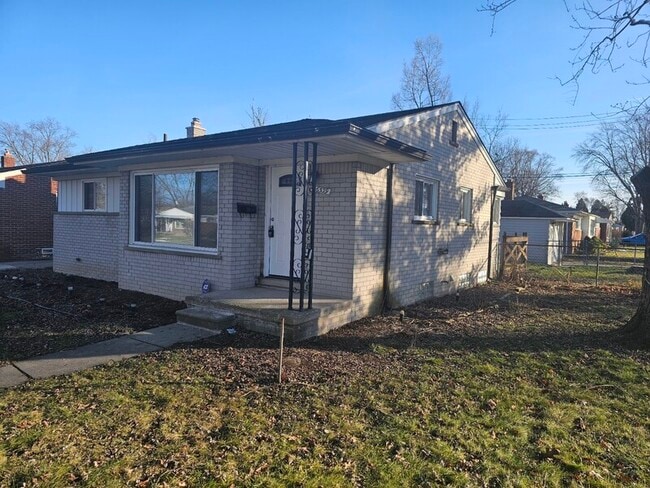 Photo - 26539 Clarita St