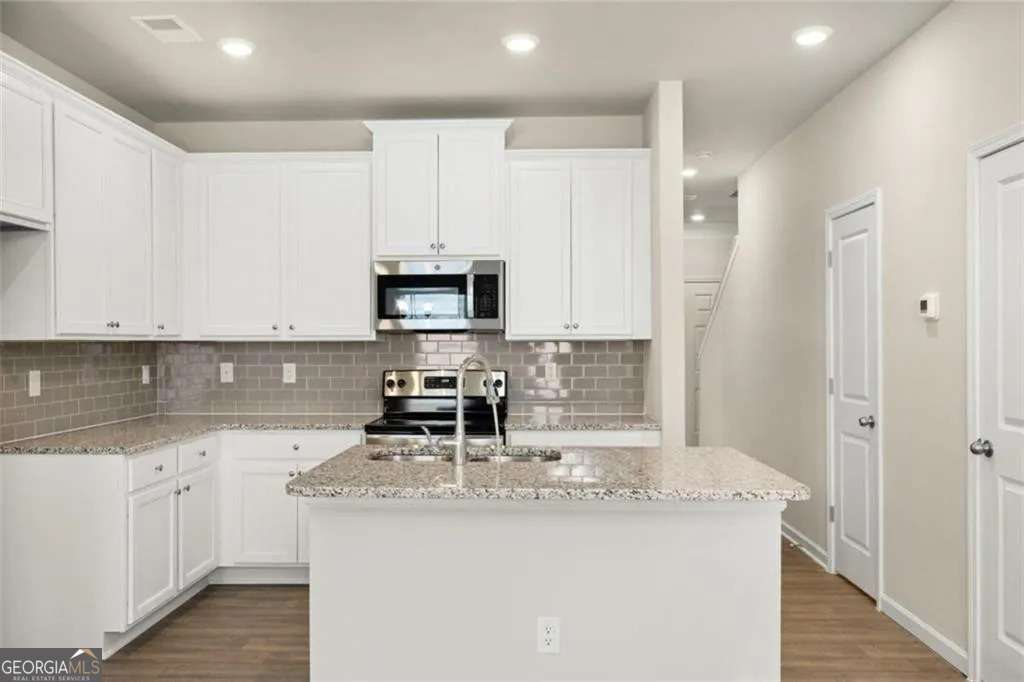 Photo - 585 McWilliams Rd SE Townhome