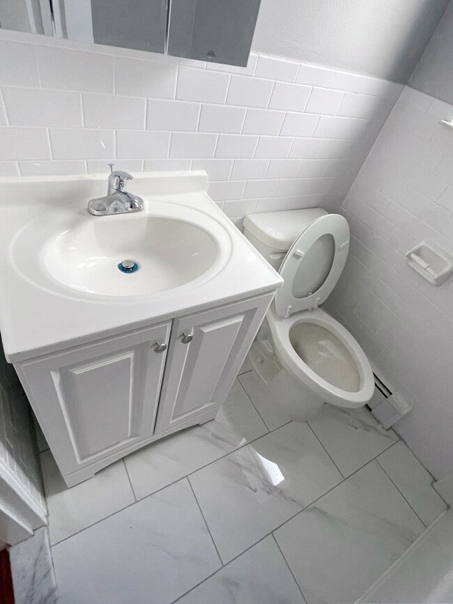 Photo - Stuyvesant Commons - Lyndhurst