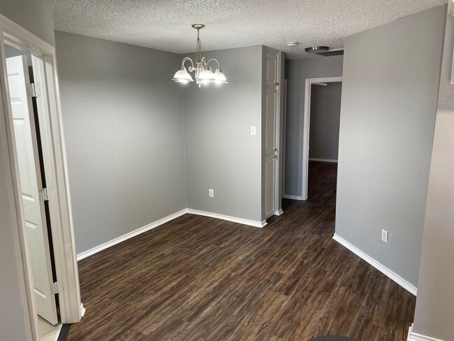 Photo - 2330-78 Unit 2