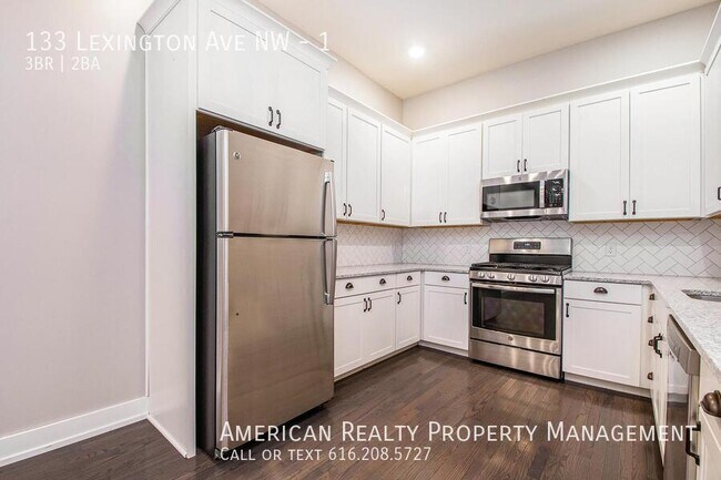 Photo - 133 Lexington Ave NW Unidad 1