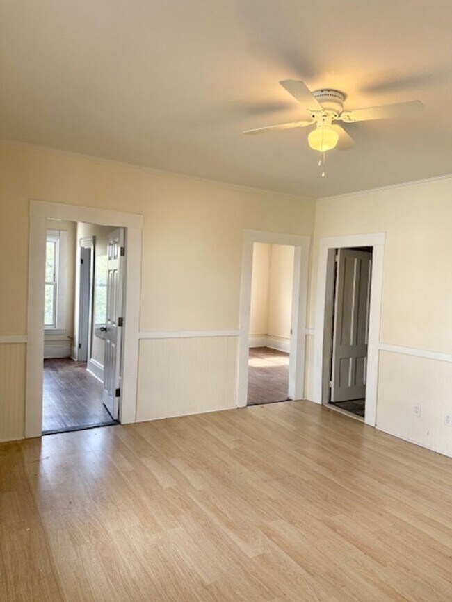 Photo - 337 Wilson St Unit 2