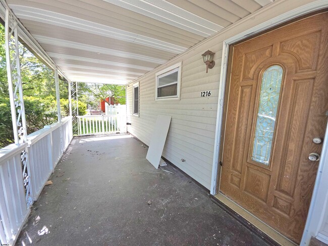 Photo - 1216 N Ohio Ave