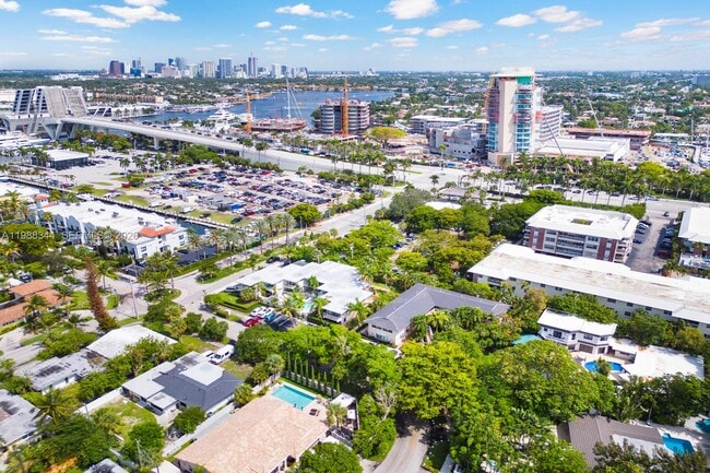 Photo - 2323 SE 18th St Unidad 1