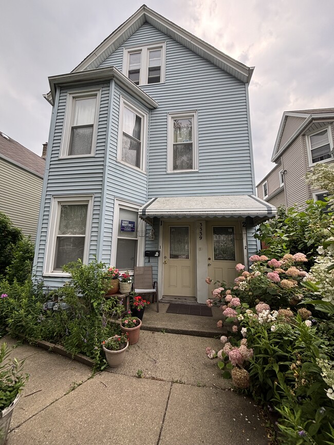 Photo - 3339 W Cuyler Ave Apartment Unit 1