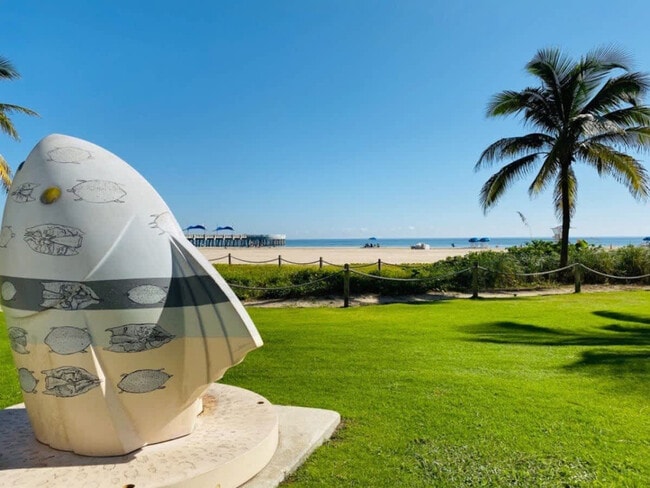 Photo - 906 N Riverside Dr Unidad SI ID1503956P