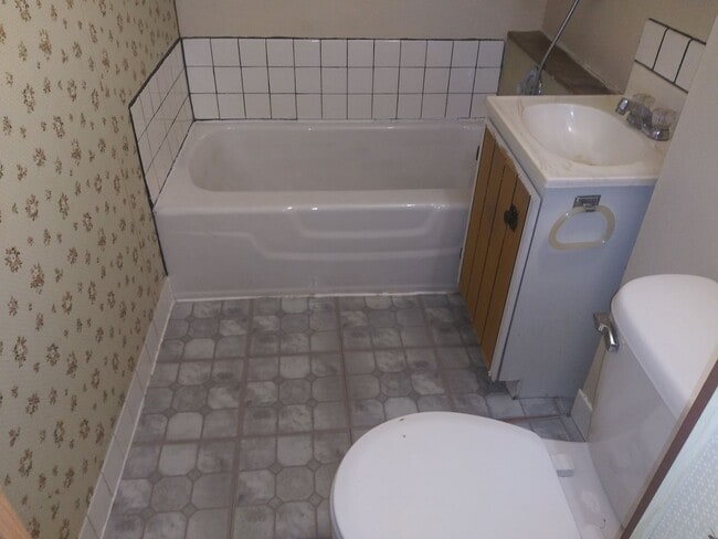 Photo - 1805 S 77th St Unit 1805-A (Upper)