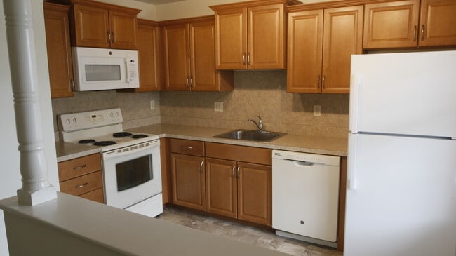 Photo - 11 Ramsgate Ln