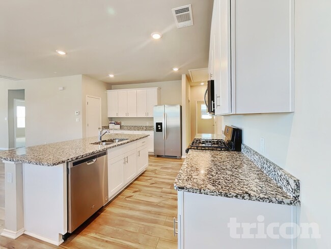 Photo - 5105 Sidesaddle Dr