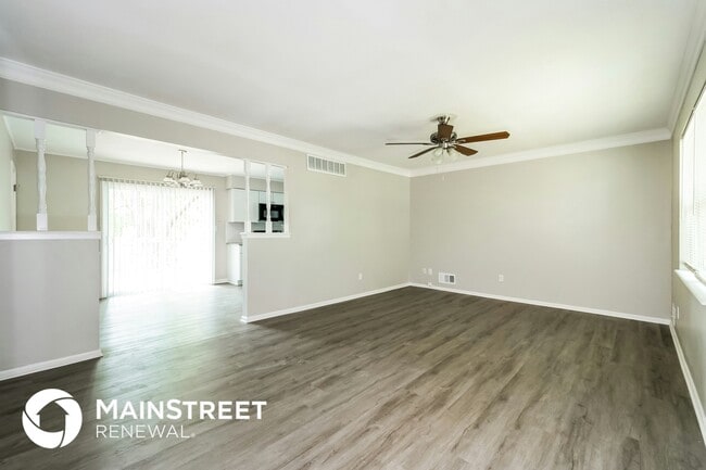 Photo - 107 N Cleveland Ave