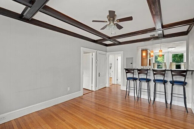 Photo - 1742 Commonwealth Ave