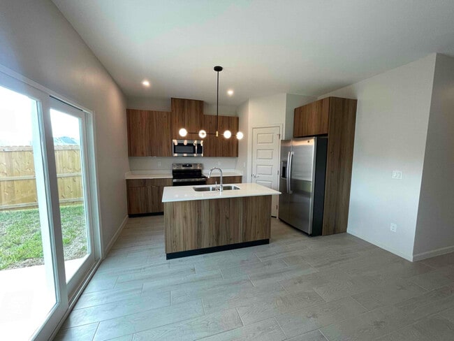 3417 Duke Ave Unidad 4