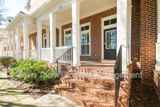 Photo - 629 Brennan Dr