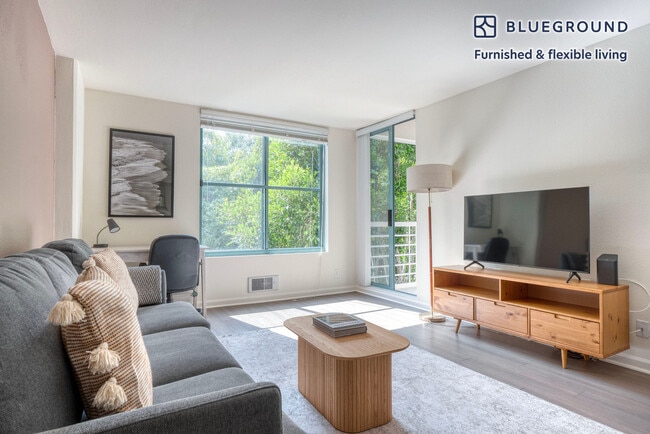 Photo - 2 Townsend St Unidad SI FL4-ID1393