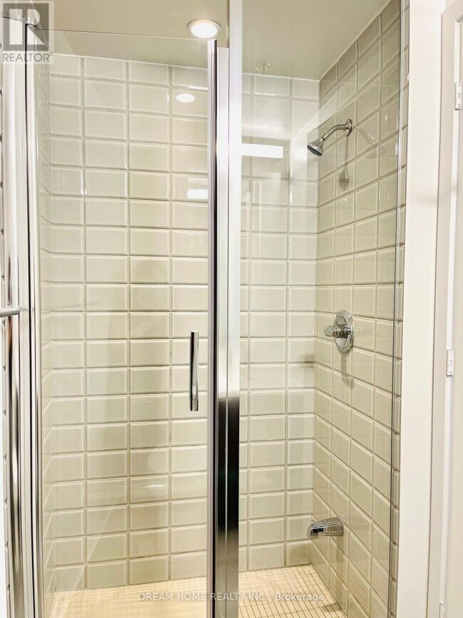 Photo - 203 College St Unit 1404