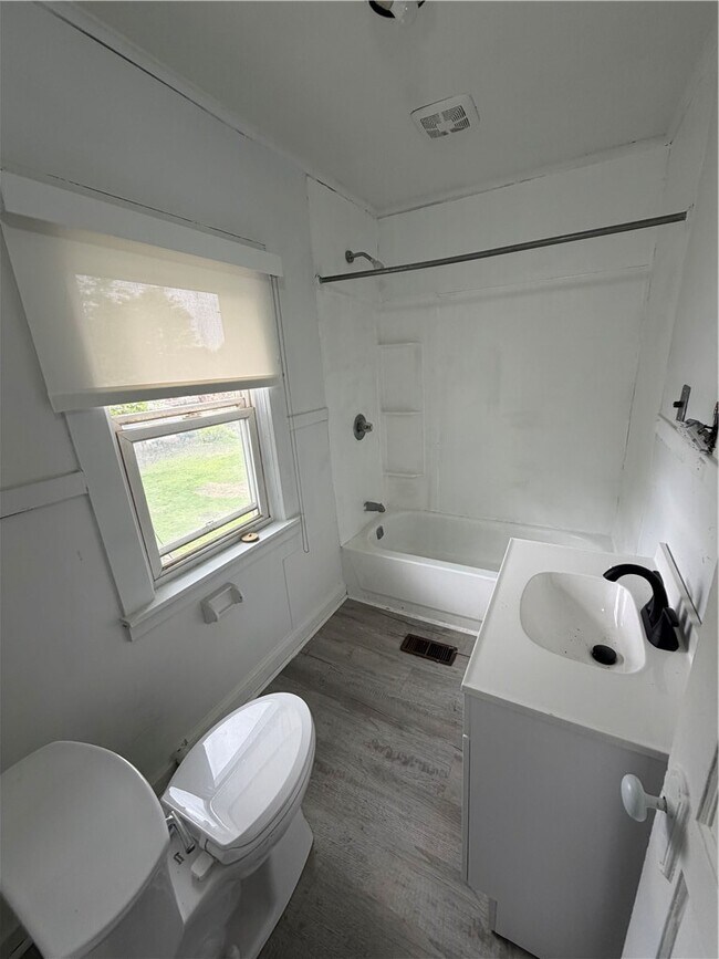 Photo - 716 Spaulding St