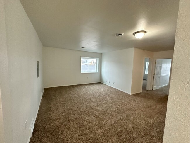 Living Room - 155 E Wisconsin Ave Unit D
