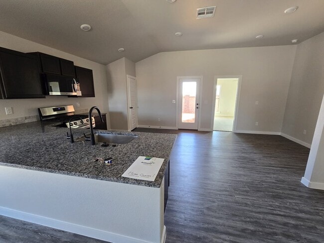 Photo - 528 Boxelder Dr