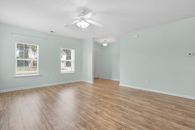 Photo - 5-Bedroom Buckhead East Home with Modern Kitchen & Large Fenced Yard