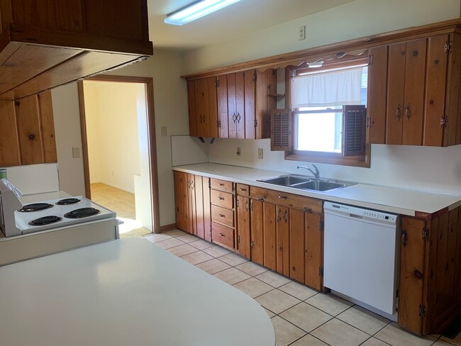 Photo - 555 E 300 N Unit Apt 1