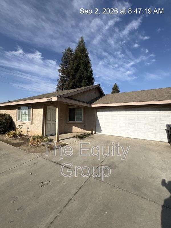 Building Photo - 3640 E Mineral King Ave