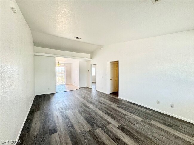 1060 Marne Ct Unit D