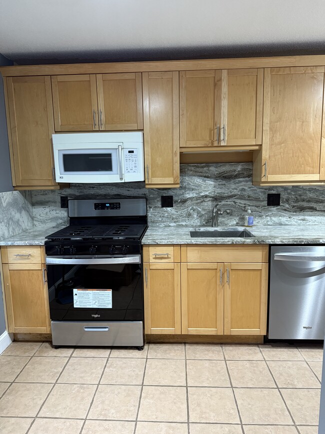 Photo - 129 Farmington Chase Crescent Condo Unit 129