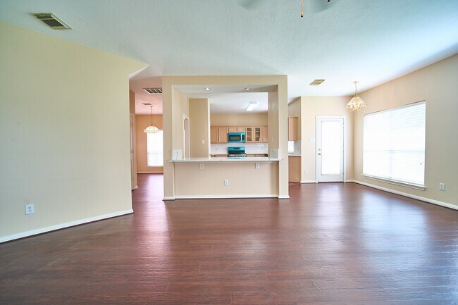 Photo - 9111 Winkbow Dr
