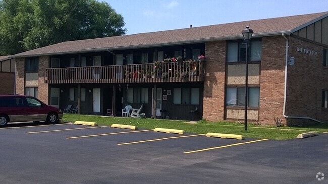 Building Photo - 1908 Muren Blvd Unit 6 Rental