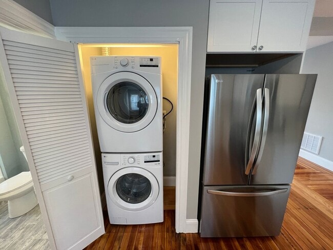 Photo - 9/1 Brand new renovation 4BR/2BA in Porter Sq! w/d in unit!