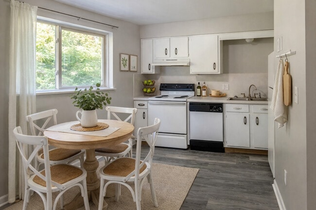 Sandstone Creek Apartments