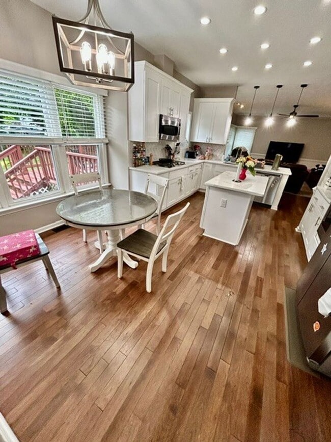 Photo - CHARMING HOME IN HIGHLY SOUGHT AFTER NEIGHBORHOOD.