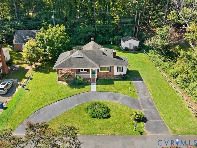 Photo - 8913 Michaux Ln