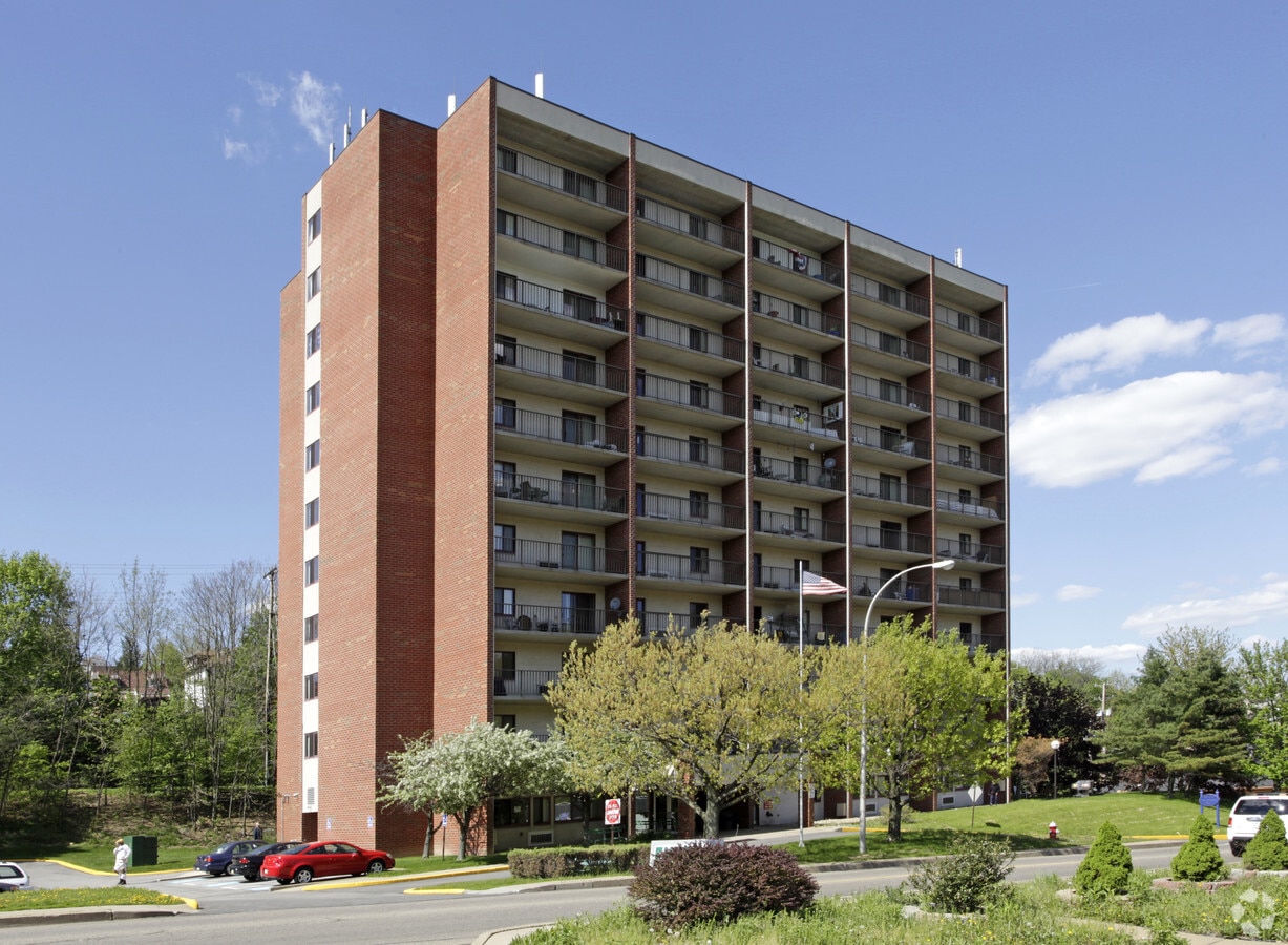 Foto principal - West View Towers