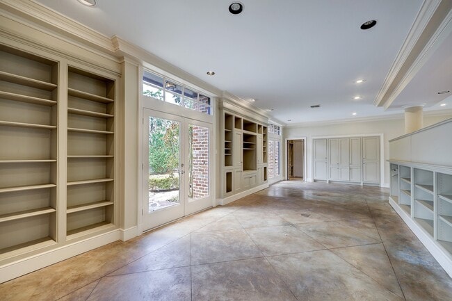 Photo - 3020 San Felipe St