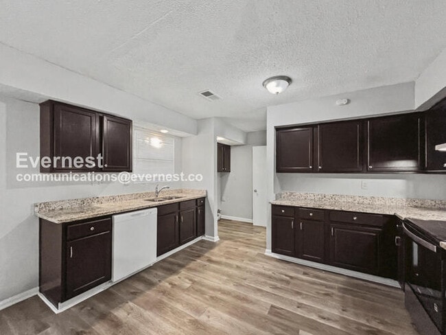 Photo - 4330 Almo Ave