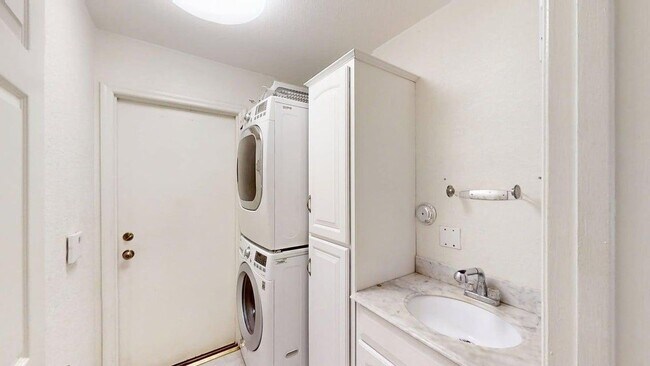 Photo - 23330 La Vida Way
