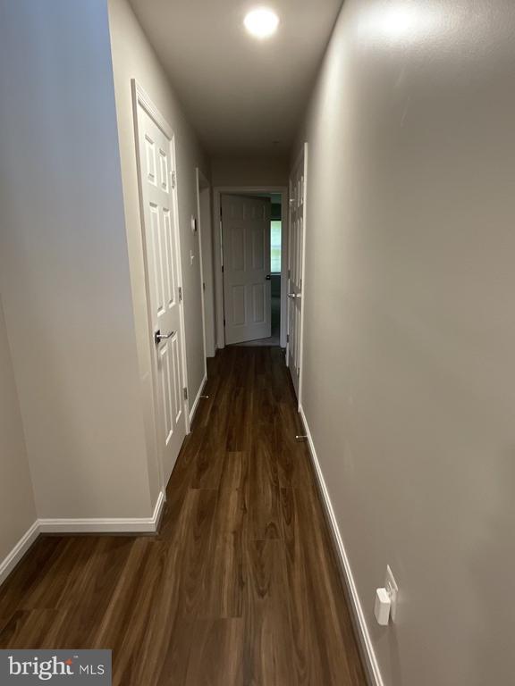 Building Photo - 8474 Pamela Way