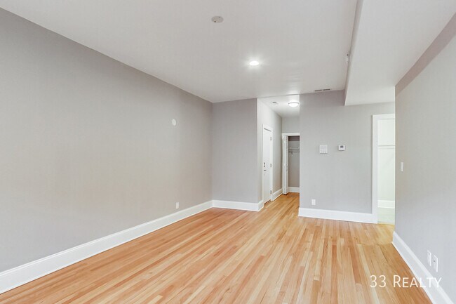 Photo - 128 Home Ave Unit 3C