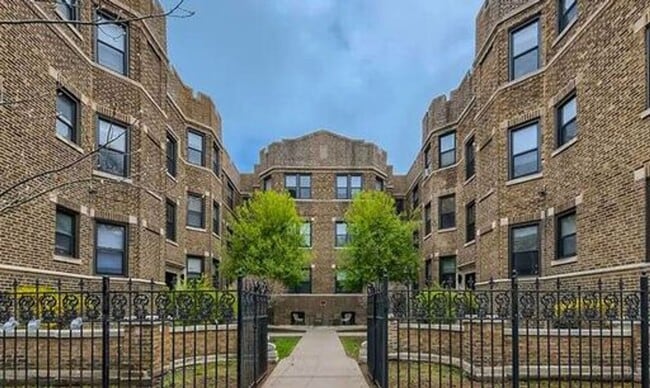 629 W. CORNELIA