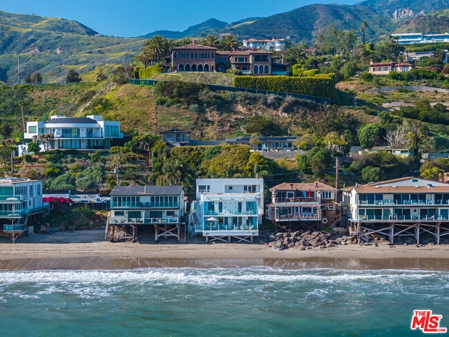 25212 Malibu Rd