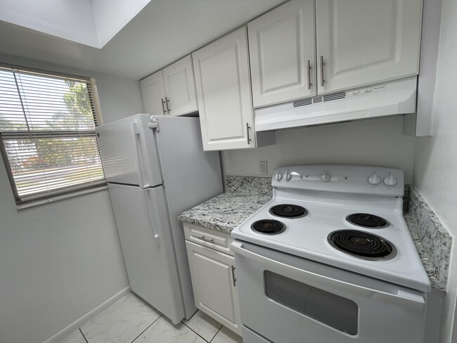 Photo - 200 E Ocean Ave Unit 1