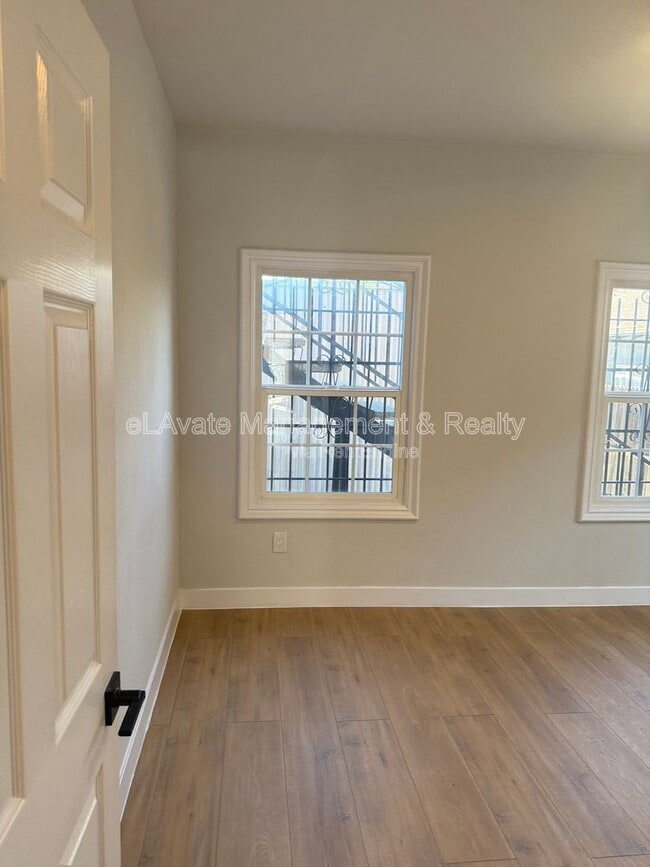 Photo - 1607 W 49th St Unit 1609