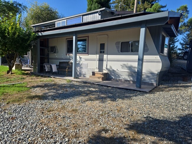 Building Photo - 865 Granite Ridge Dr Unit Tiny house trailer