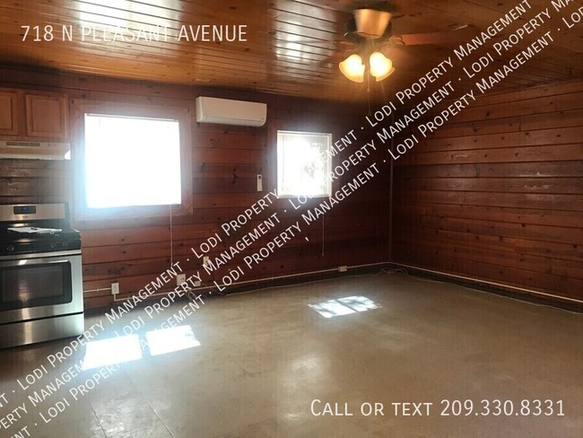 Photo - 718 N Pleasant Ave